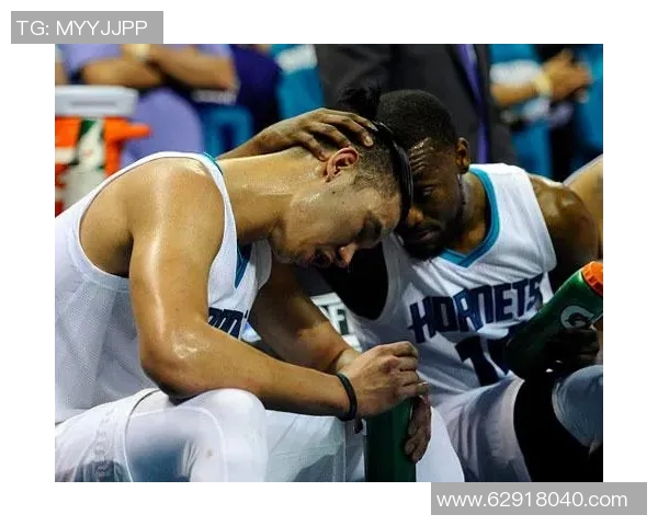 黄蜂继续高歌猛进，主帅称赞球队团结合作精神