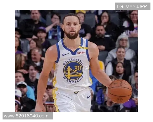 库里创造历史,成为NBA历史第一位获得3000个三分进球的球员 库里创造历史,成为NBA历史第一位获得3000个三分进球的球员