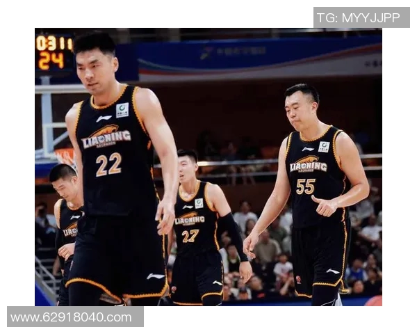 辽宁男篮遭遇三连败，教练组决定调整阵容，力求翻盘